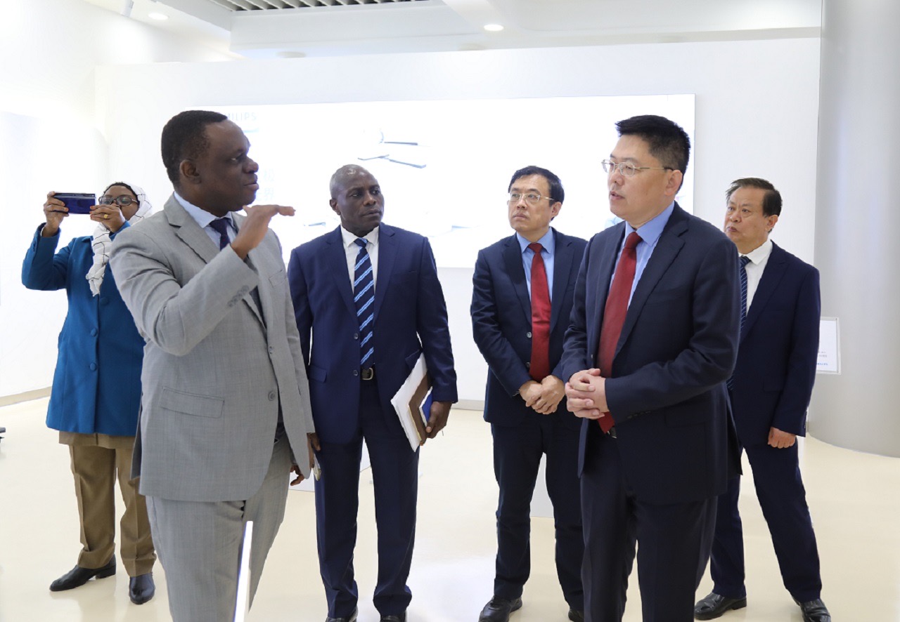 Tanzania's Ambassador to China, H.E. Mbelwa Kairuki, and his delegation paid a visit to WEGO 