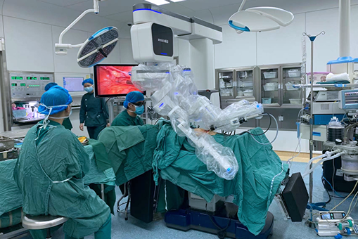 Dazhou Central Hospitals Gynecology Team Achieves Success with WEGO Surgical Robot